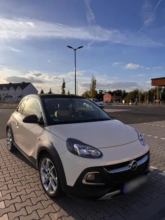 Opel Adam