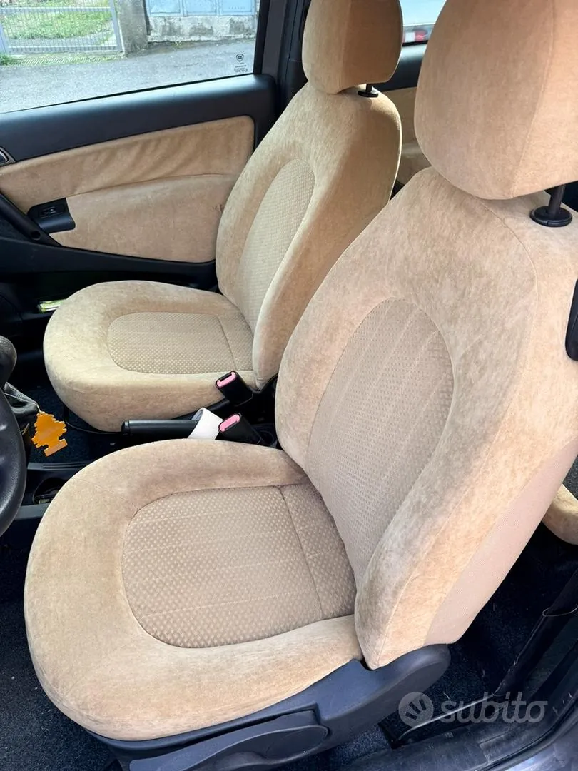 Lancia Ypsilon 2005 photo 3
