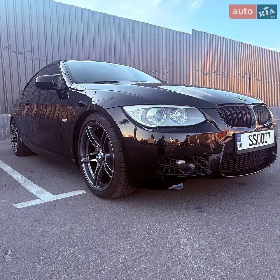 BMW 3 Series 2012 photo 3