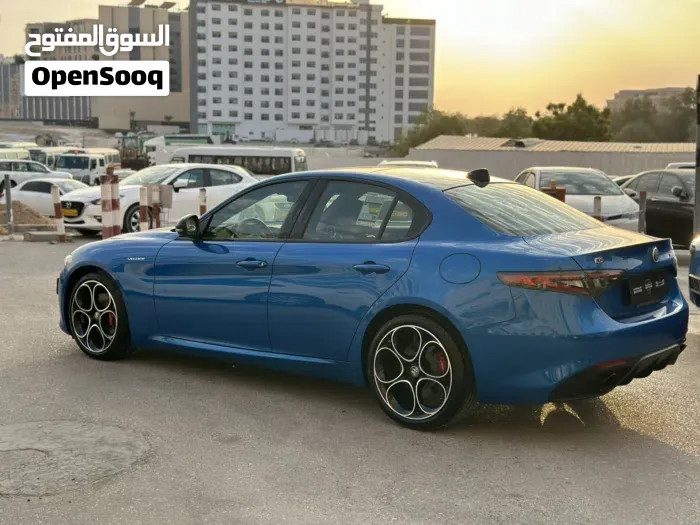 Alfa Romeo Giulia 2024 photo 3