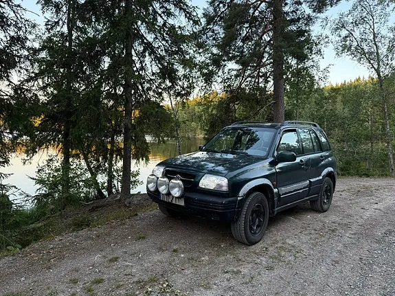 Suzuki Grand Vitara 2000 photo 3