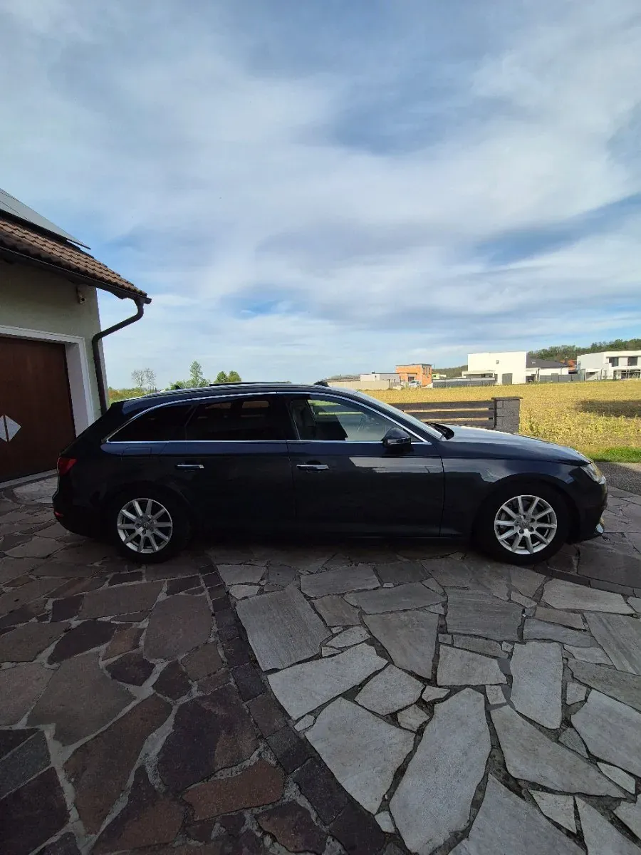 Audi A4 2016 photo 3