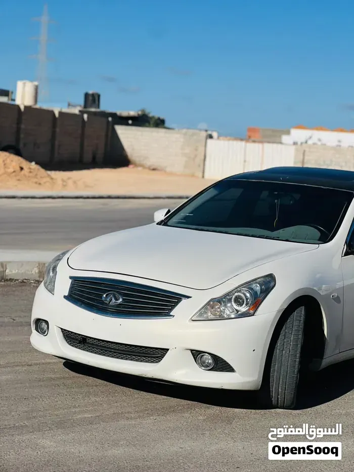 Infiniti G37