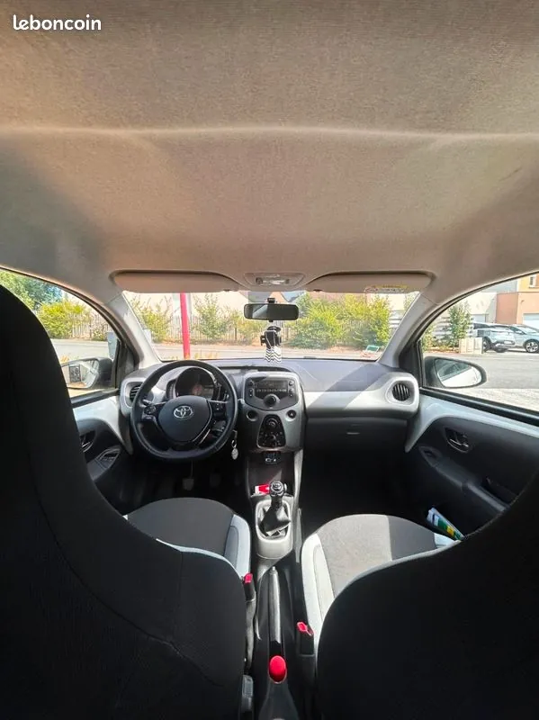 Toyota Aygo 2017 photo 3