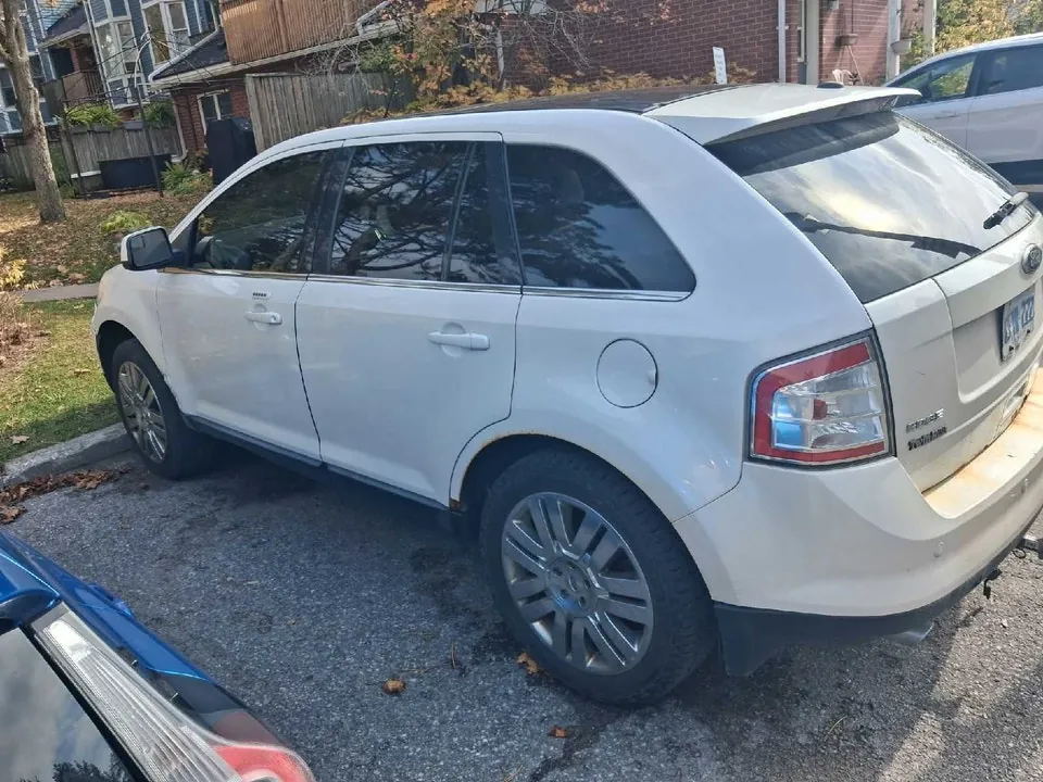 Ford Edge 2010 photo 3