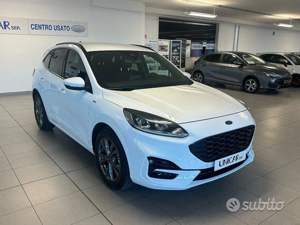Ford Kuga 2022 photo 3