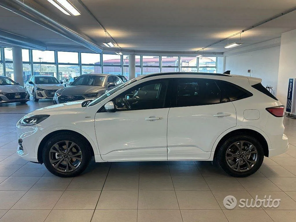 Ford Kuga 2022 photo 4