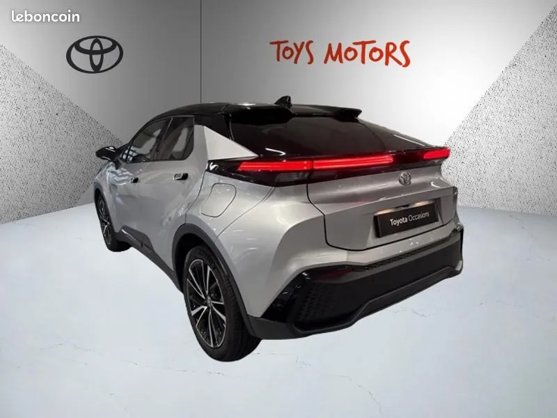Toyota C-Hr 2024 photo 3