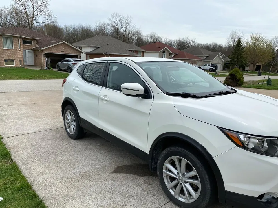 Nissan Qashqai 2017 photo 2