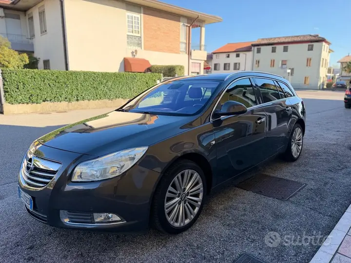 Opel Insignia 2013 photo 2
