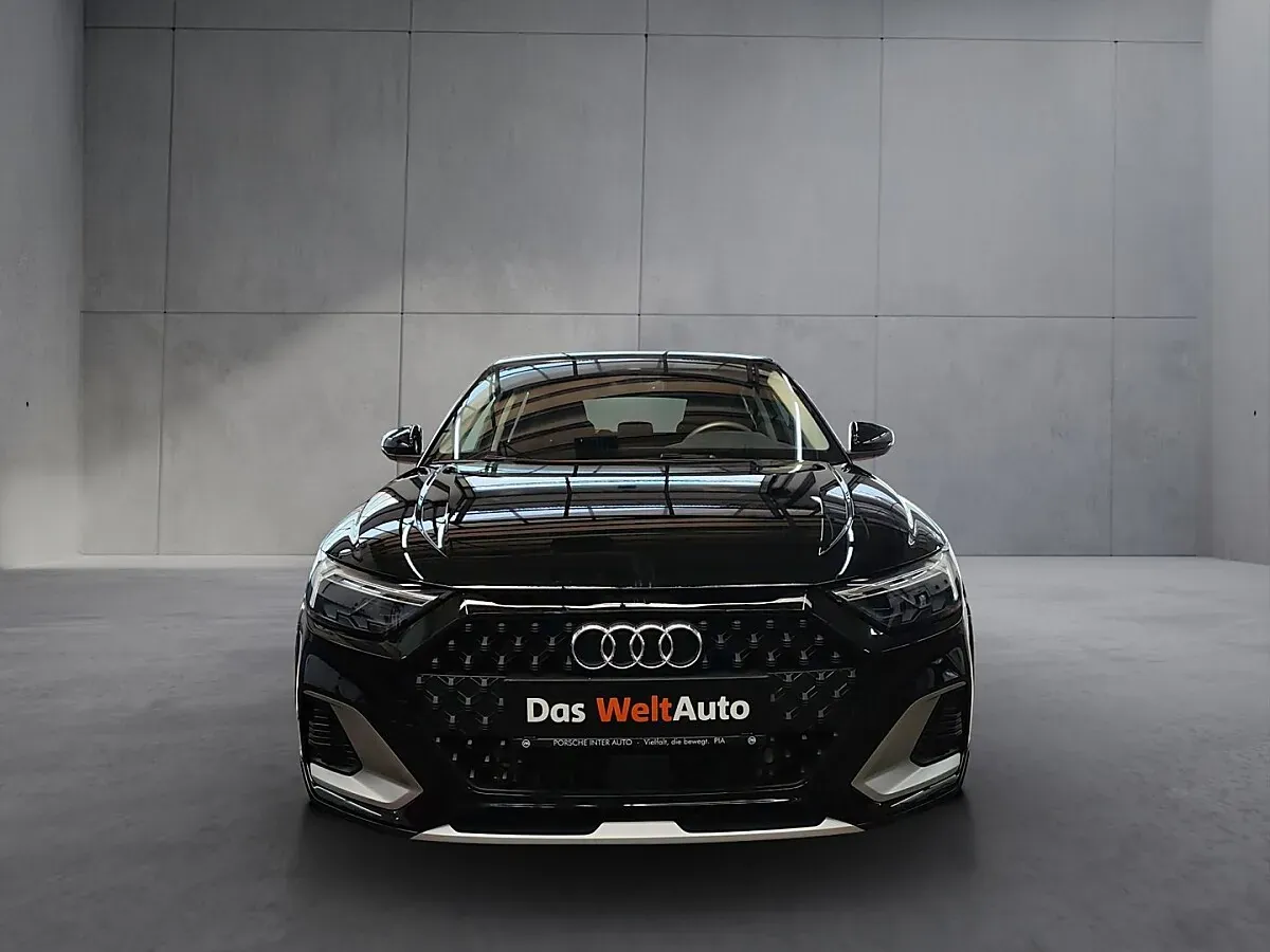 Audi A1 2025 photo 2