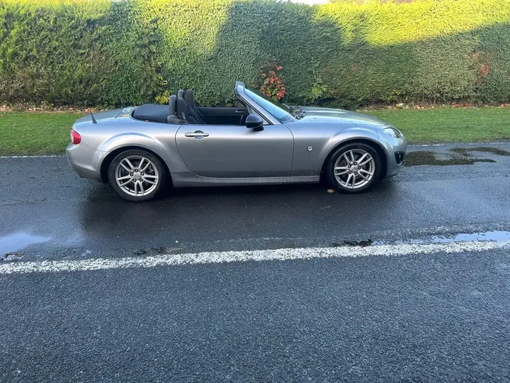 Mazda Mx-5 2010 photo 5