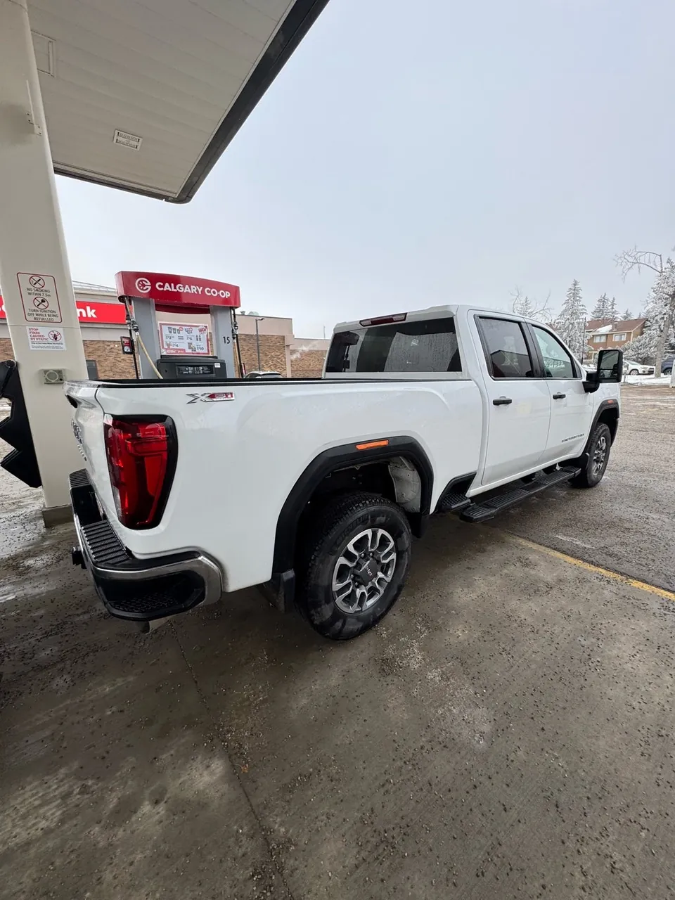 GMC 3500Hd 2025 photo 2