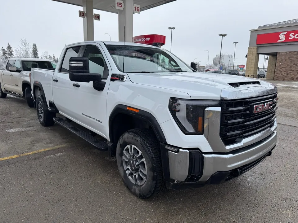 GMC 3500Hd 2025 photo 3