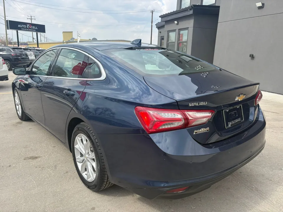 Chevrolet Malibu 2019 photo 3