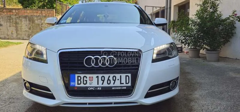 Audi A3 2012 photo 2