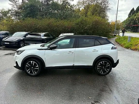 Peugeot E-2008 2022 photo 3