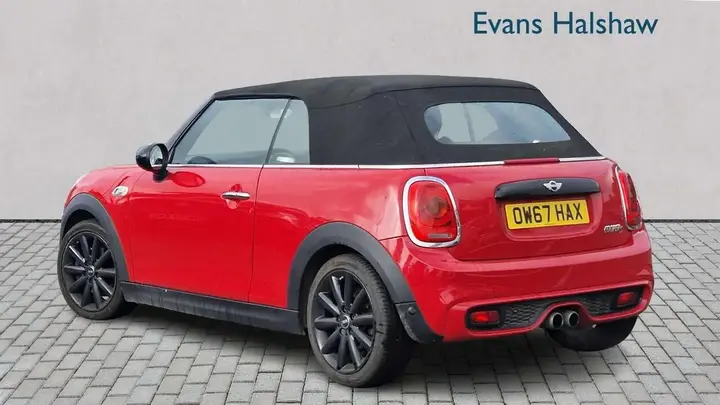 Mini Convertible 2018 photo 3
