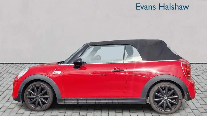 Mini Convertible 2018 photo 5