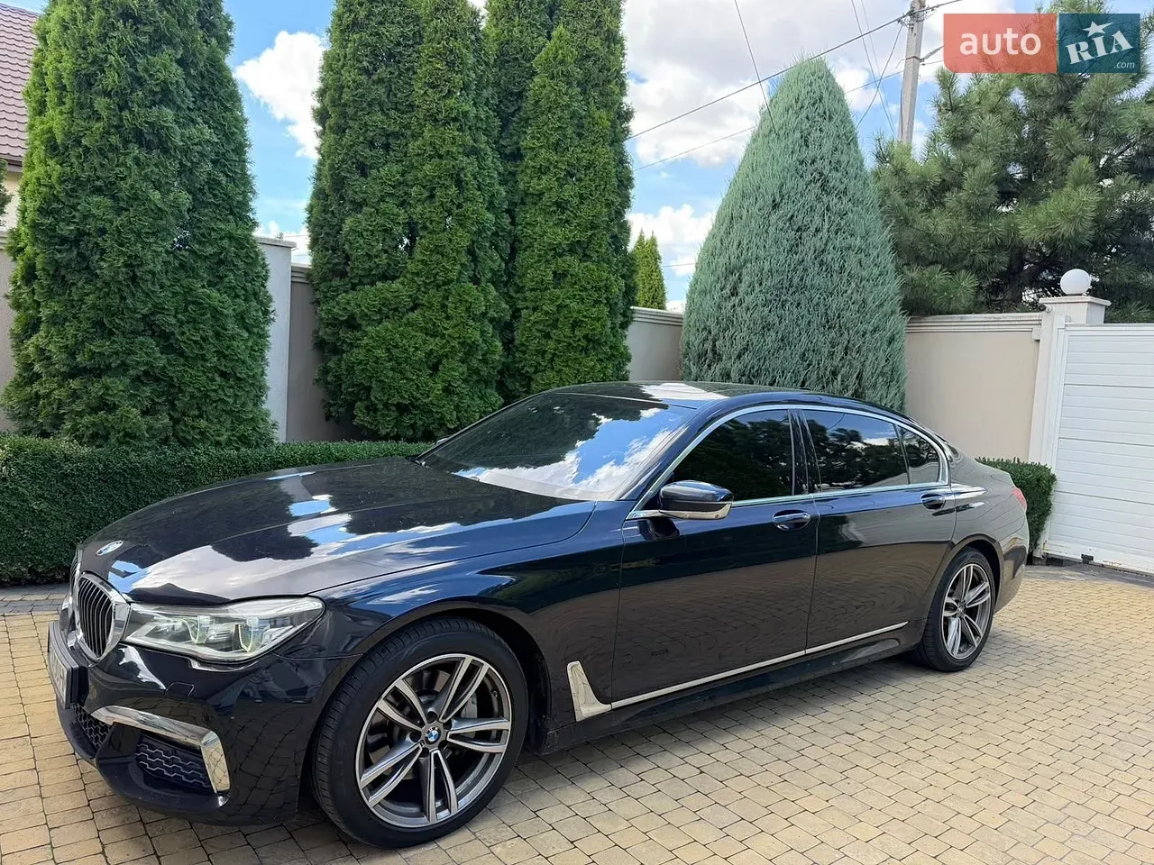 BMW 7 Series 2016 photo 3