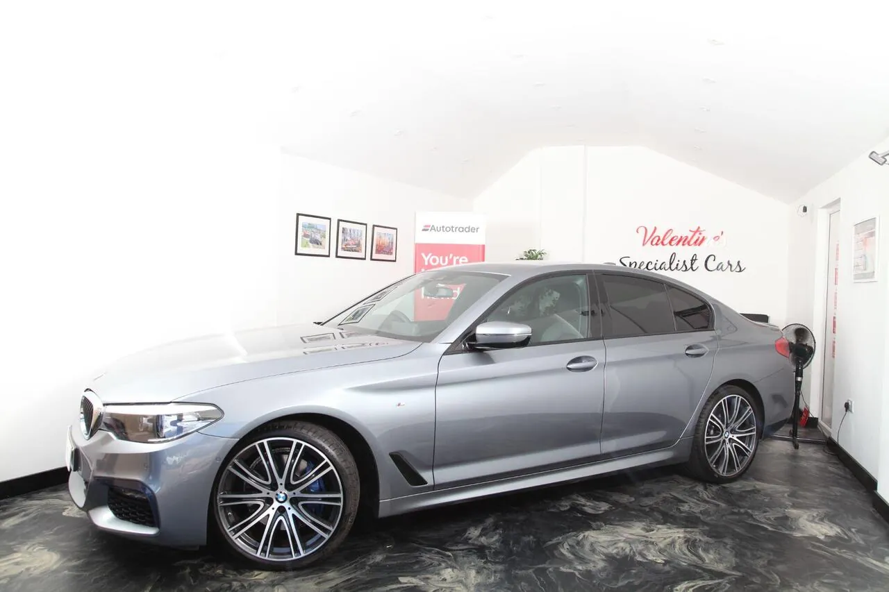 BMW 5 Series 2018 photo 4