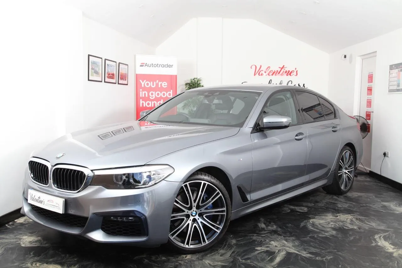 BMW 5 Series 2018 photo 2