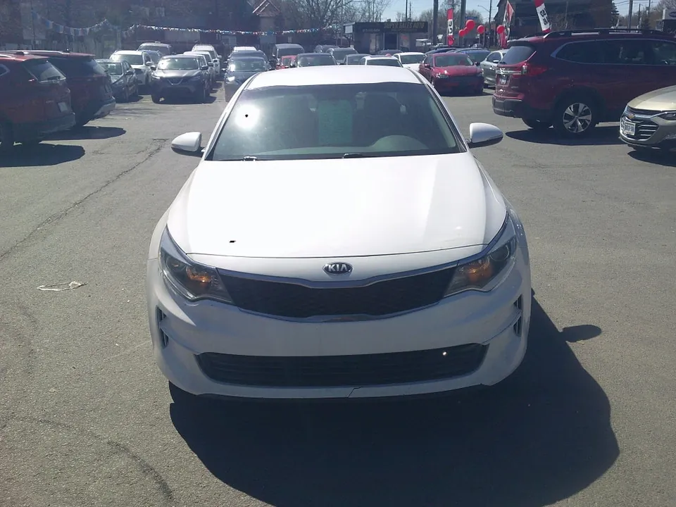 Kia Optima 2018 photo 2