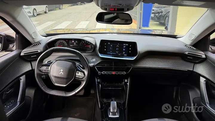 Peugeot 2008 Allure 2021 photo 2