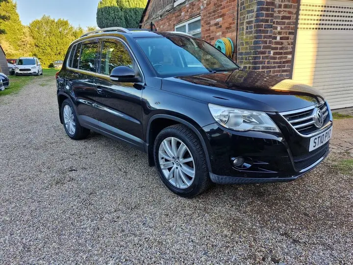 Volkswagen Tiguan 2010 photo 3