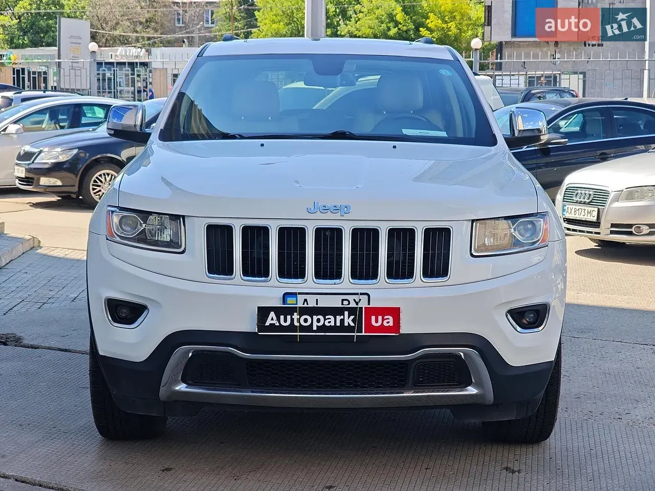 Jeep Grand Cherokee 2014 photo 2