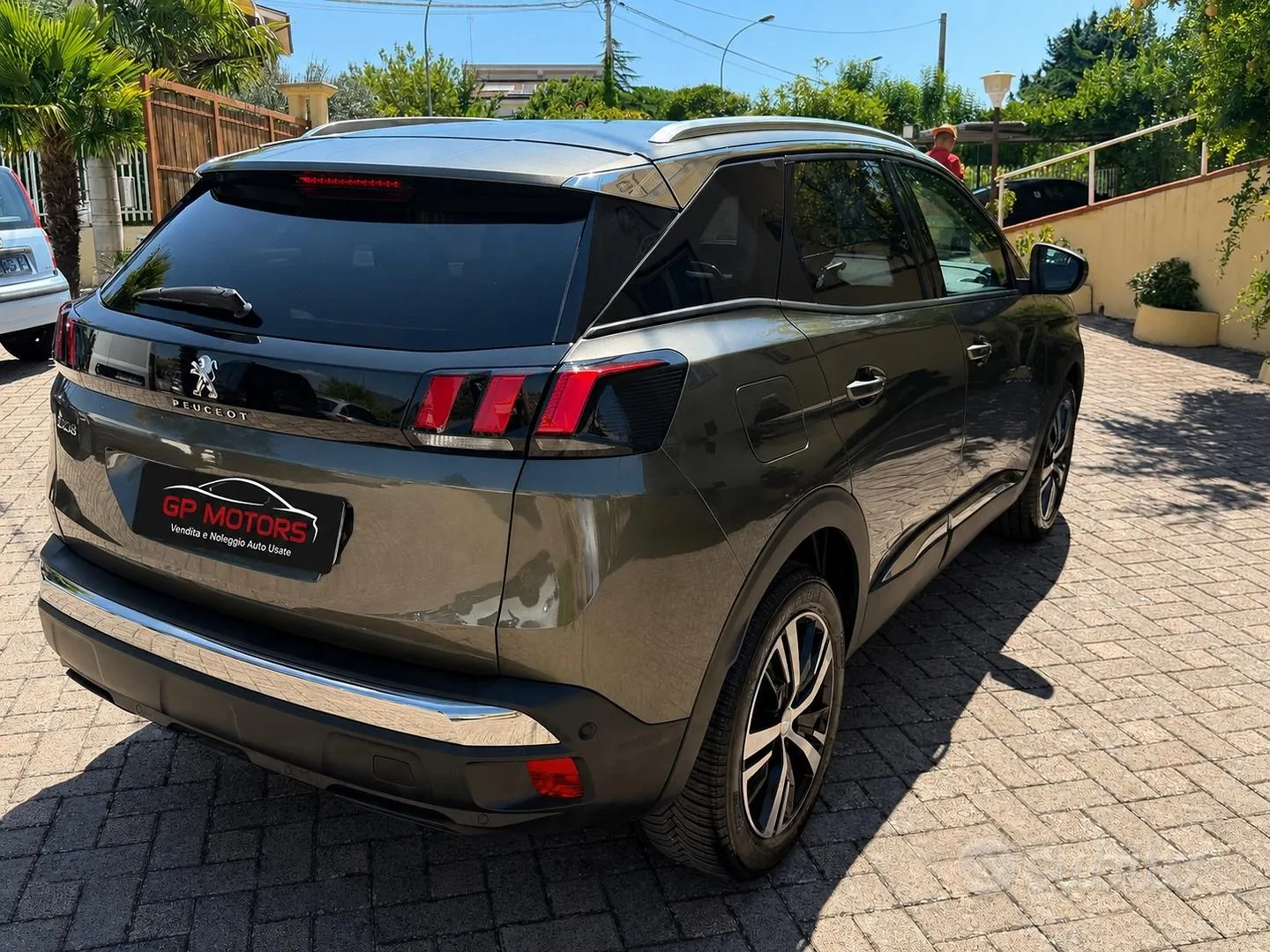 Peugeot 3008 2019 photo 3