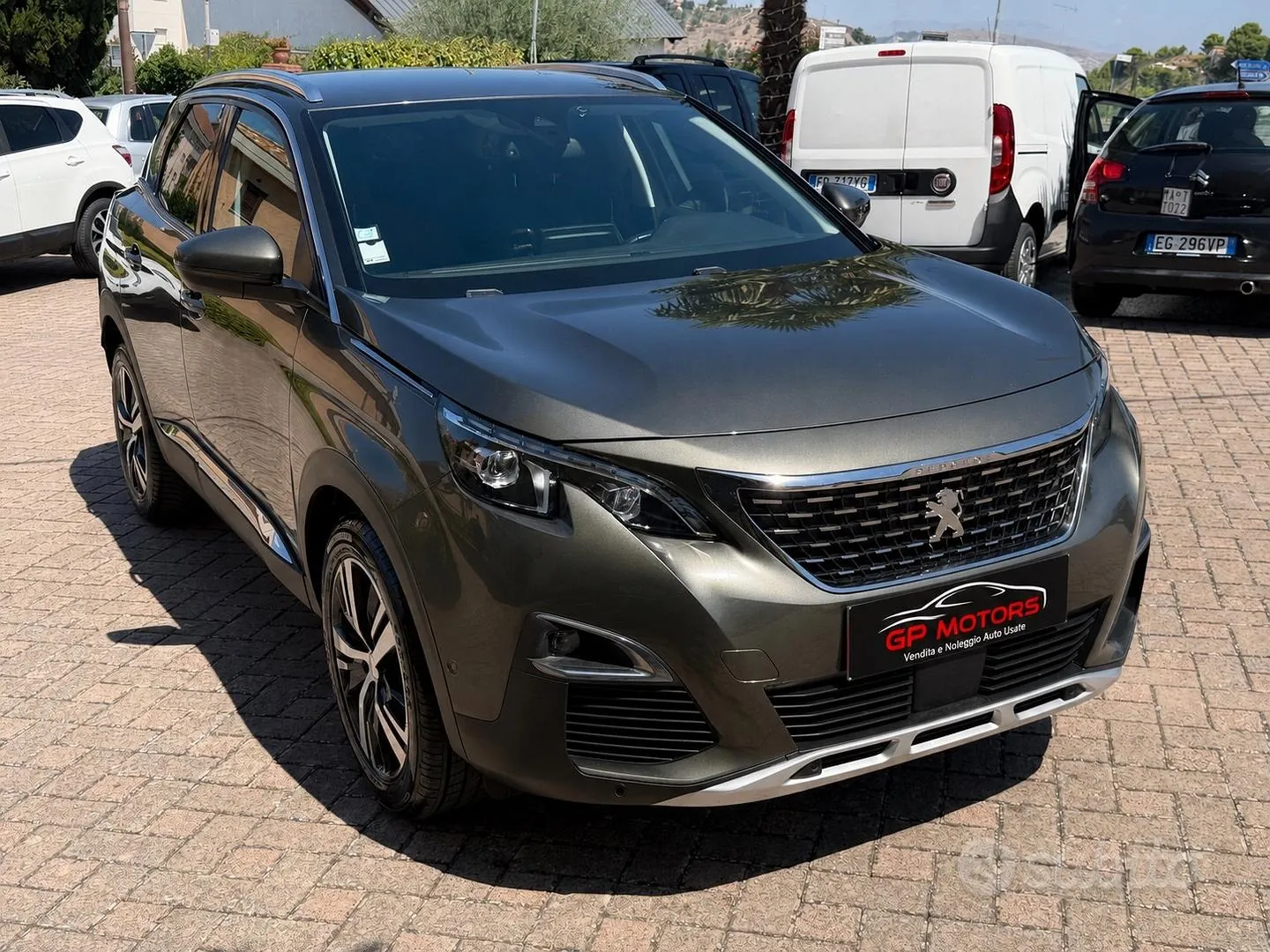 Peugeot 3008 2019 photo 2