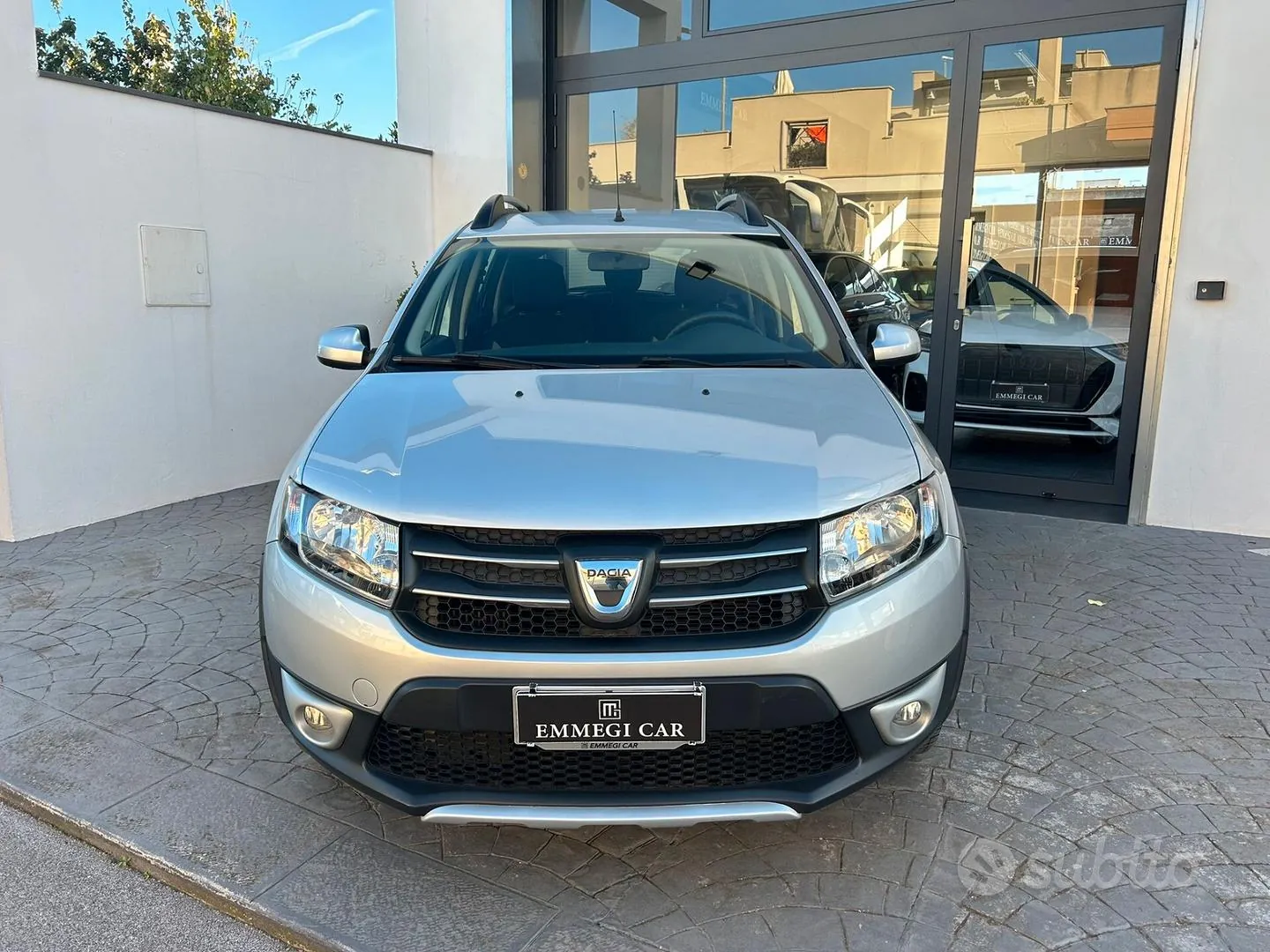 Dacia Sandero 2016 photo 2