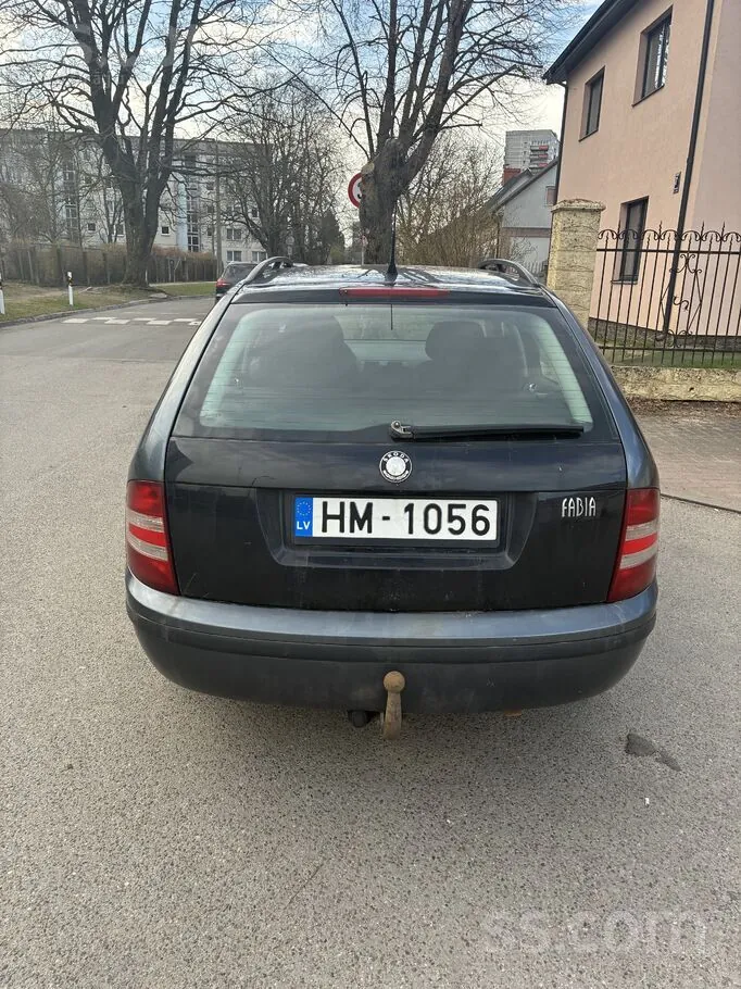 Skoda Fabia 2007 photo 3