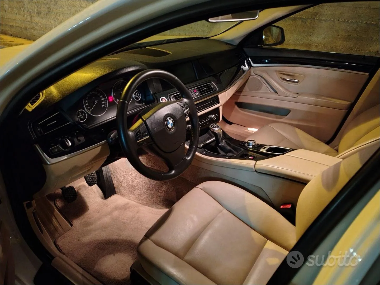 BMW 5 Series 2011 photo 4