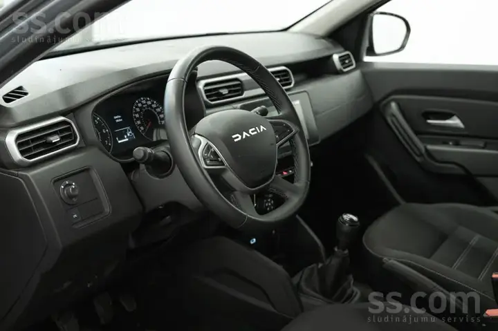 Dacia Duster 2023 photo 5