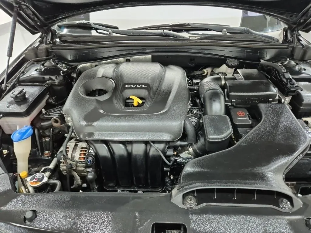 Kia K5 2017 photo 5