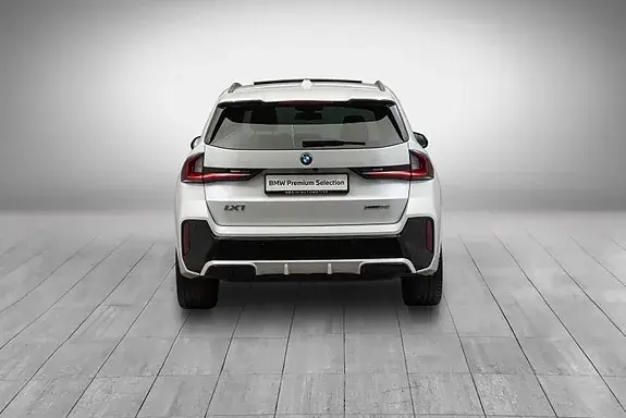 BMW Ix1 2024 photo 4