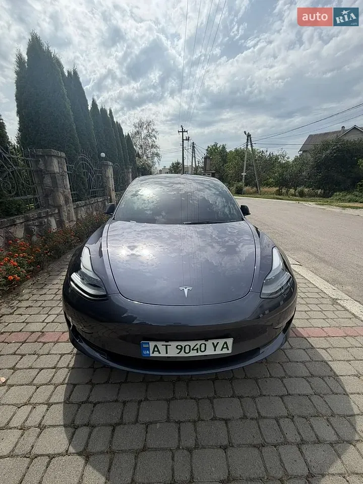 Tesla Model 3 2023 photo 5