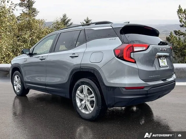 GMC Terrain 2024 photo 3