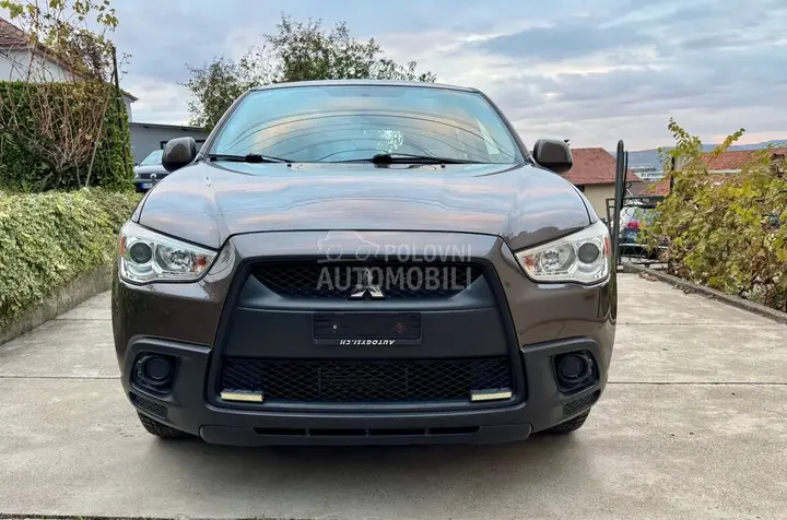 Mitsubishi Asx 2013 photo 2