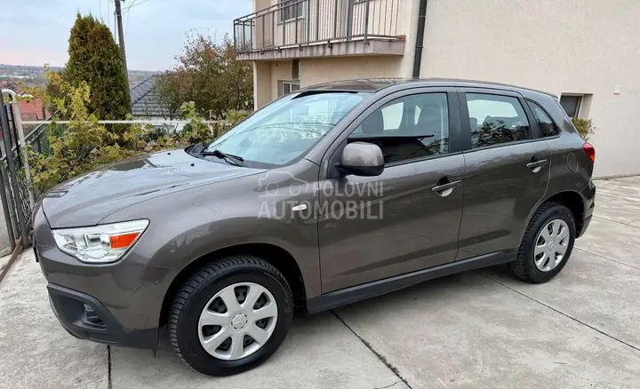 Mitsubishi Asx 2013 photo 3