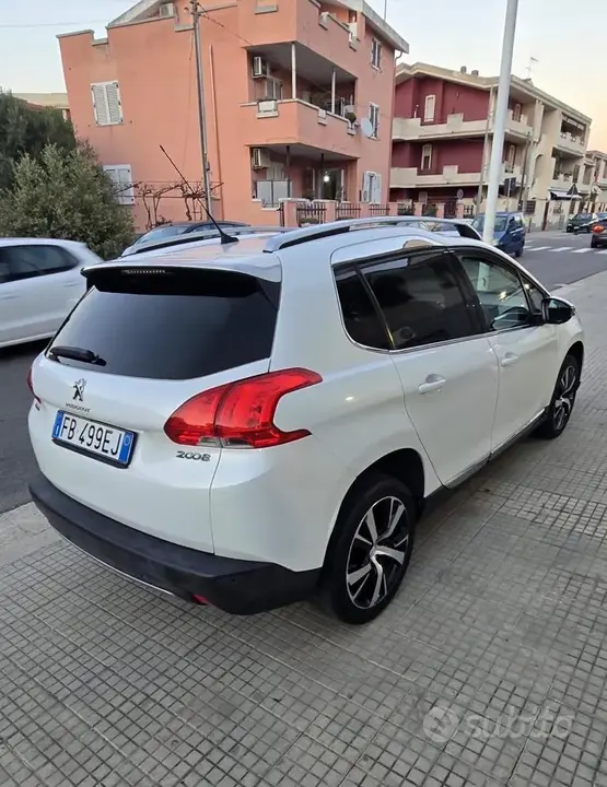Peugeot 2008 2016 photo 2