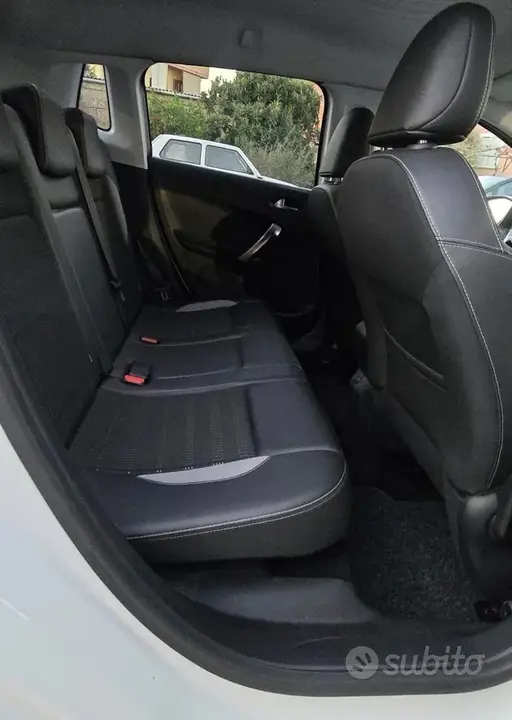 Peugeot 2008 2016 photo 5