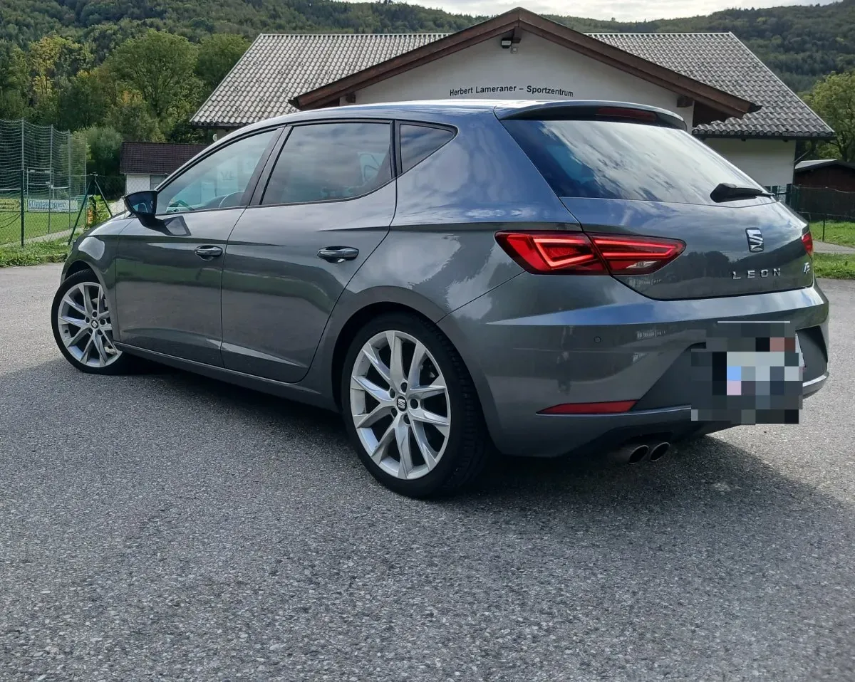 Seat Leon 2018 photo 2