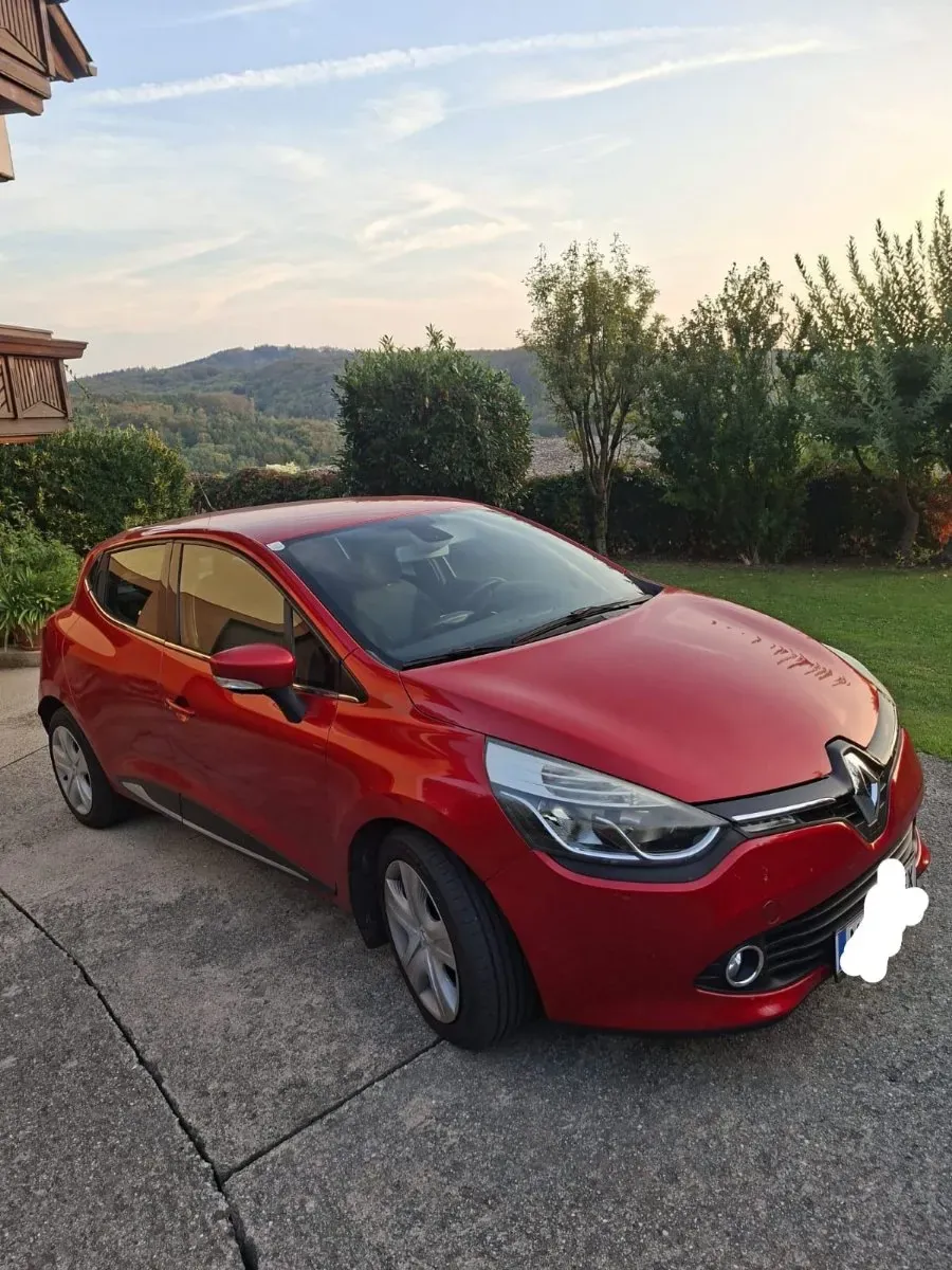 Renault Clio 2014 photo 2