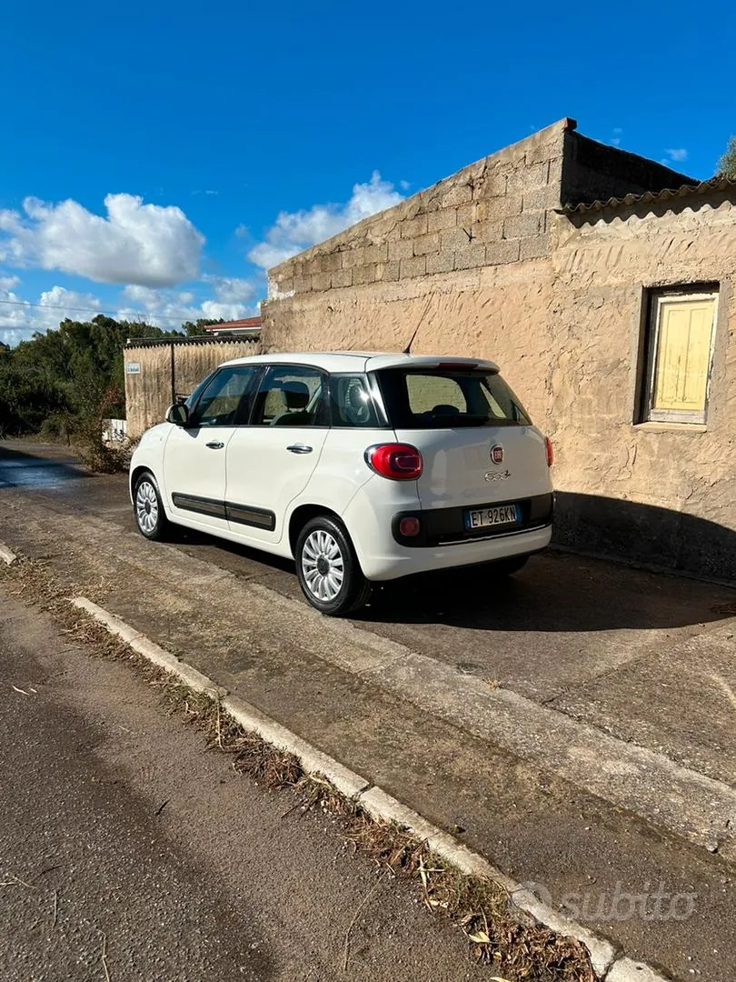 Fiat 500L 2014 photo 3