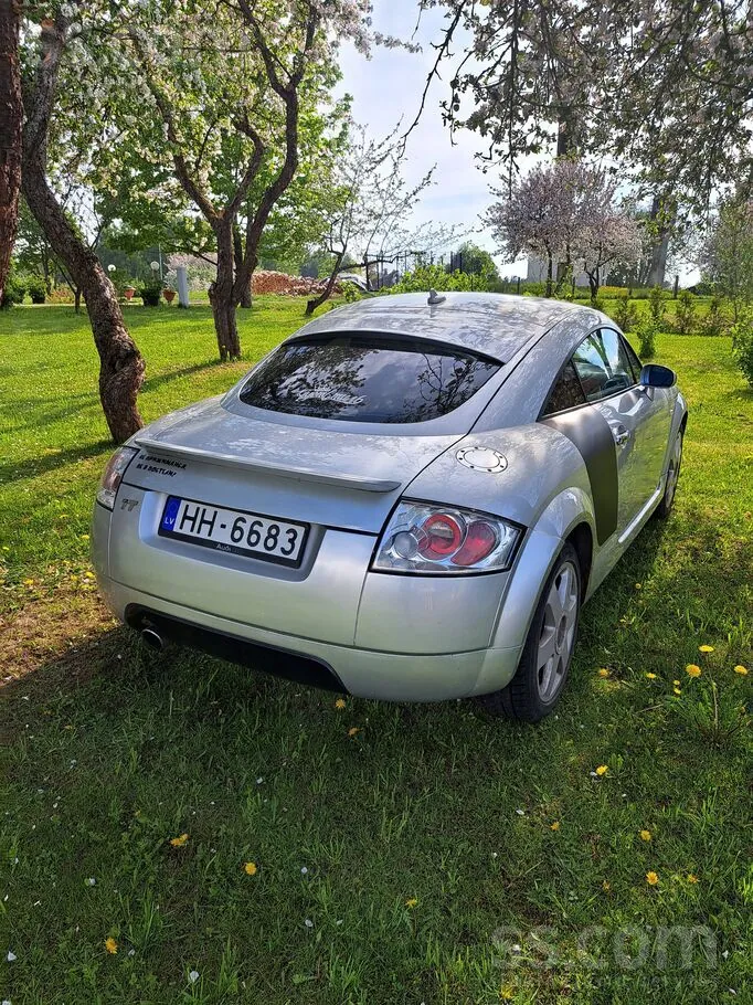 Audi Tt 1999 photo 2