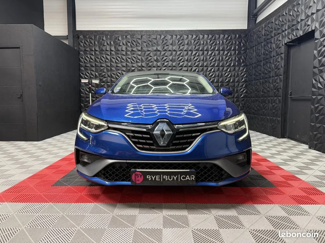 Renault Megane 2021 photo 2