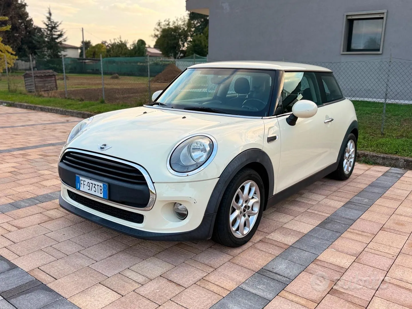 Mini Cooper 2016 photo 2